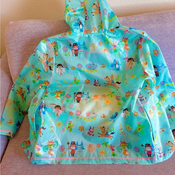 Disney It’s a Small World Women’s Raincoat Sz Large New w/o tags - Picture 6 of 15